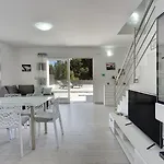 펜션 500 Meter Zum Mit Privatpool, Meerblick, Klima, Wlan Ližnjan