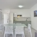 500 Meter Zum Mit Privatpool, Meerblick, Klima, Wlan * Ližnjan